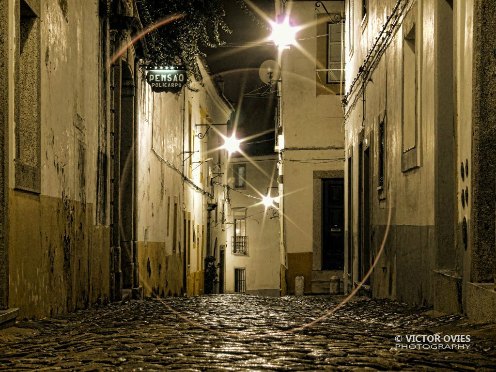 EVORA - RUAS MOLHADAS